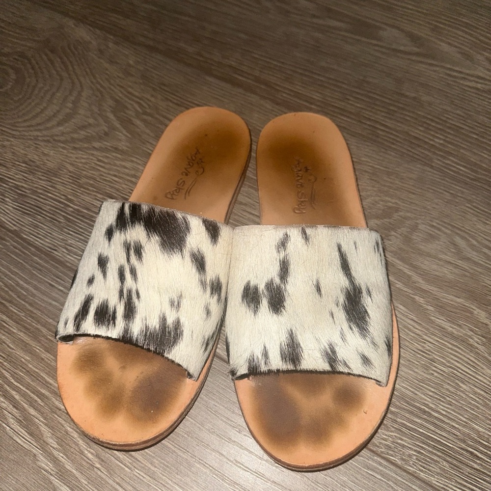 Stylish Cow Print Slide Sandals